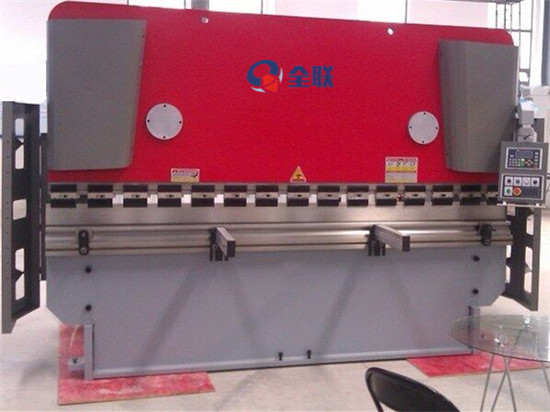 液壓數控剪闆(pan)機