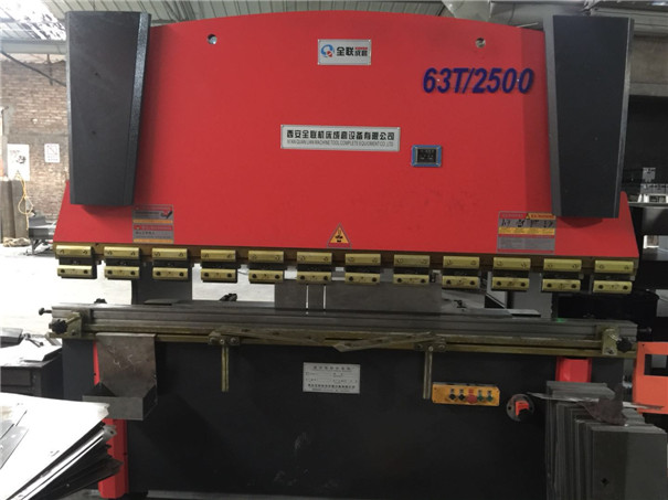 液壓(ya)折彎機(ji)