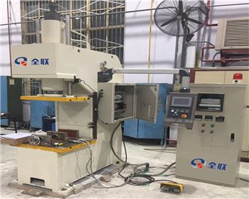太原(yuán)熱壓下(xia)陷成型(xíng)機
