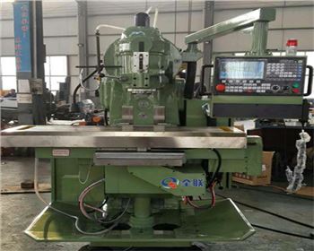 立式升(shēng)降台數控銑床​