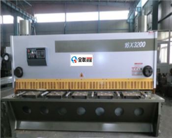 剪(jiǎn)闆機生産(chan)制造商哪(nǎ)家好？