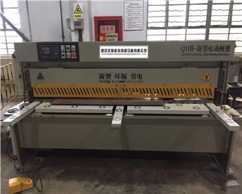 銀(yín)川電動閘式剪闆(pǎn)機
