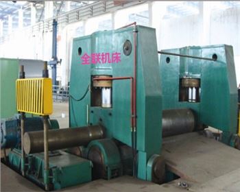 三(san)輥卷闆(pǎn)機維修(xiu)改造